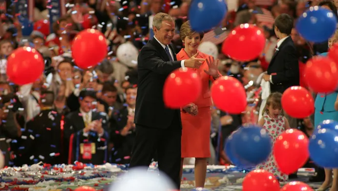President George W. Bush and first lady Laura Bush at Republican National Convention in 2004