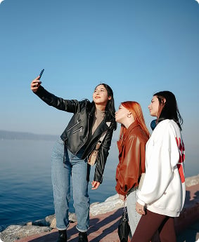 tunnl-social-women